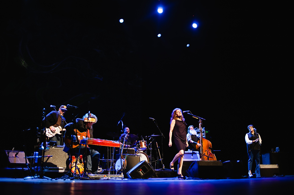 NekoCase2013-09-26RadioCityMusicHallNYC (4).jpg